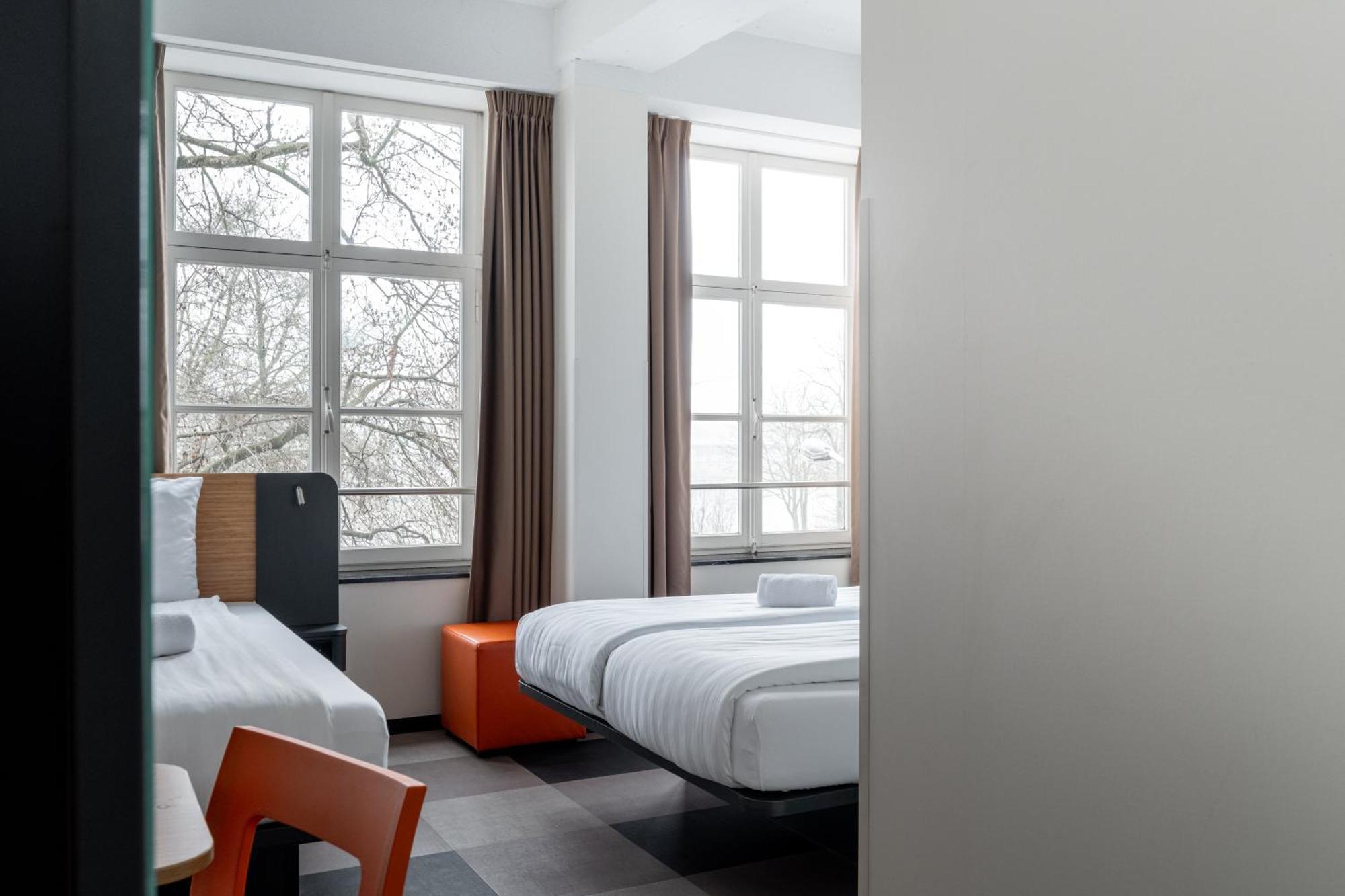 Easyhotel Maastricht City Centre Exterior foto