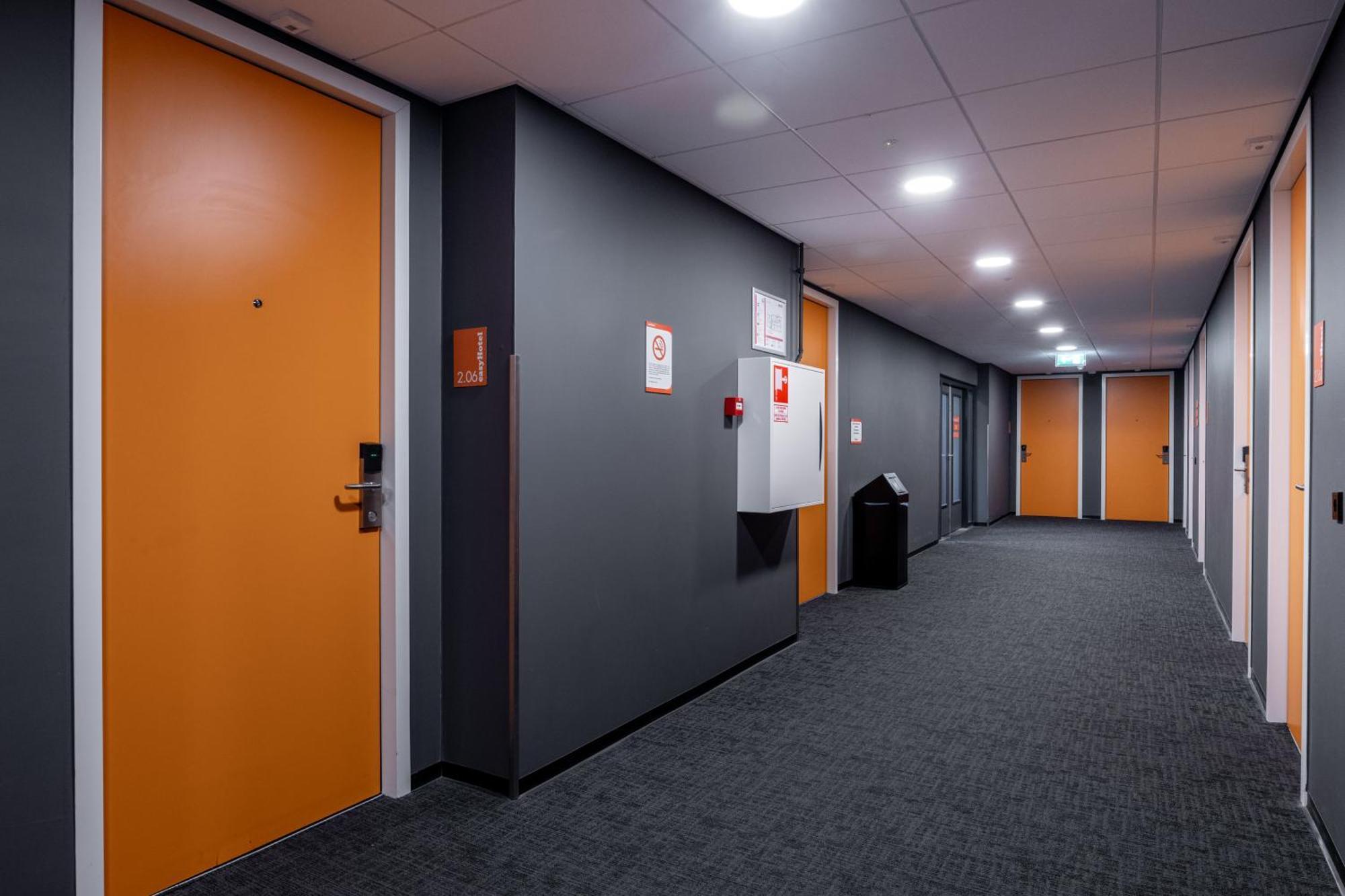 Easyhotel Maastricht City Centre Exterior foto
