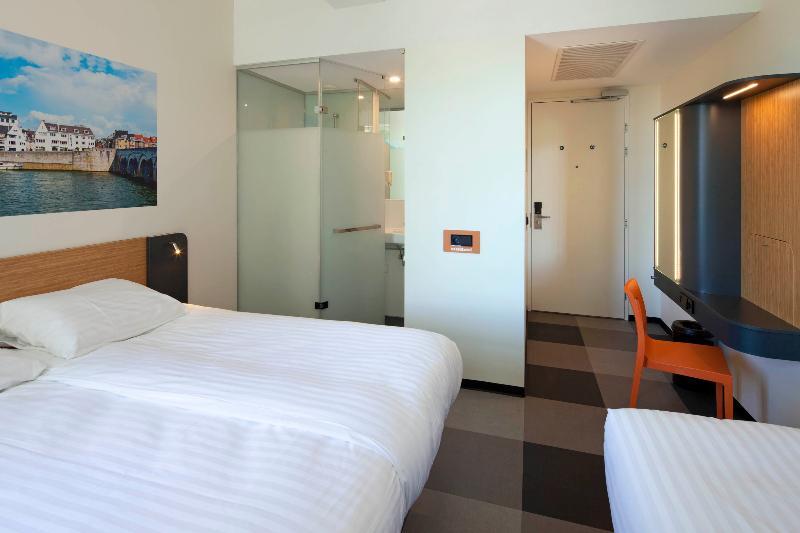 Easyhotel Maastricht City Centre Exterior foto